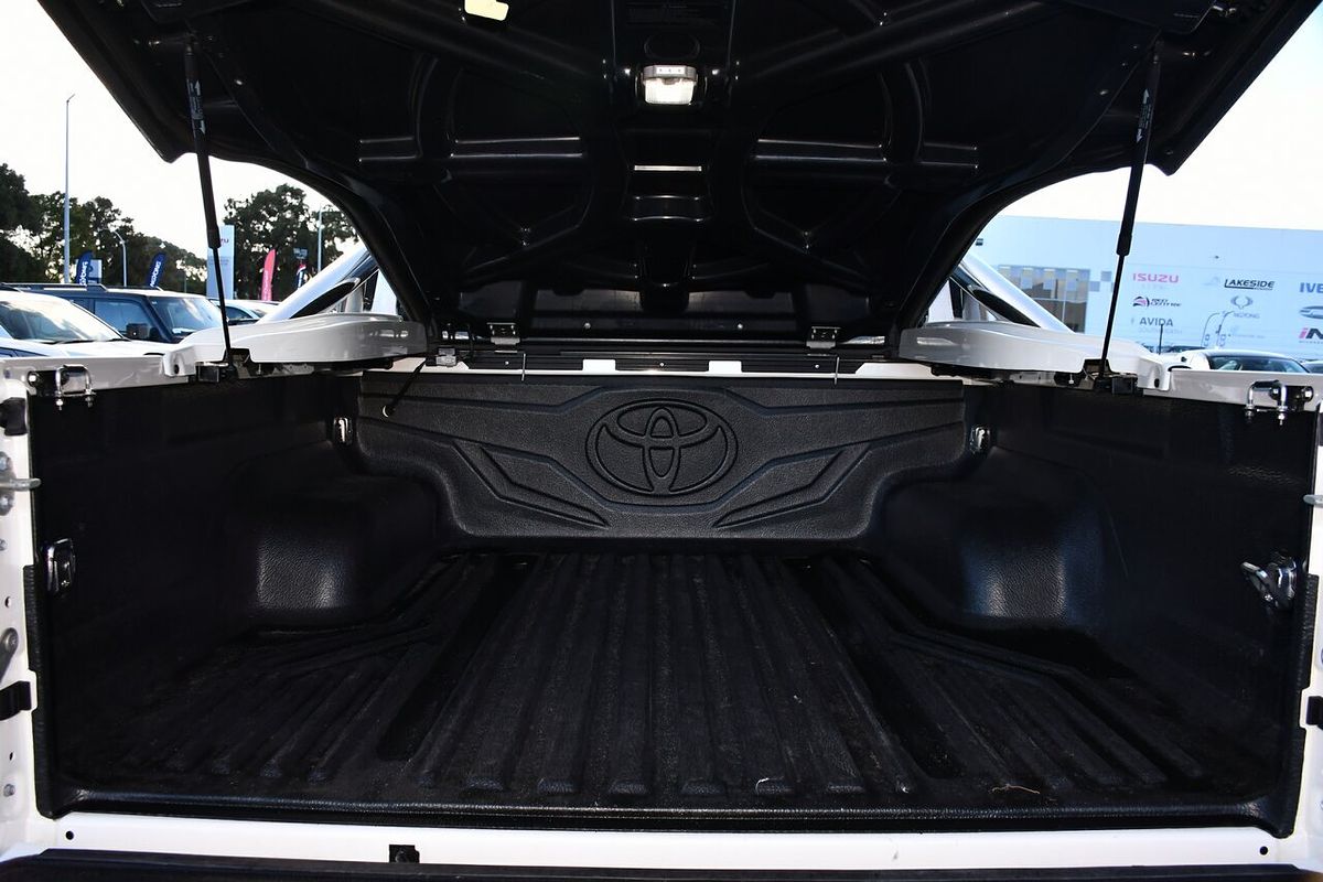 2018 Toyota Hilux SR5 GUN126R 4X4