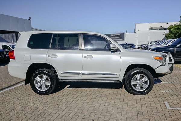 2012 Toyota Landcruiser Sahara VDJ200R