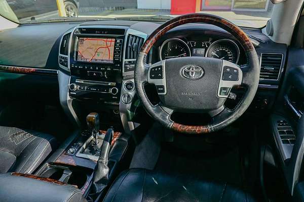 2012 Toyota Landcruiser Sahara VDJ200R