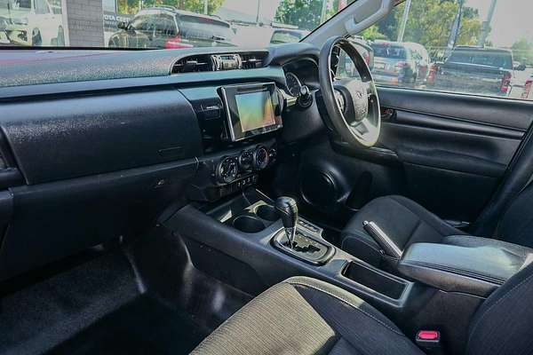 2018 Toyota Hilux SR GUN126R 4X4