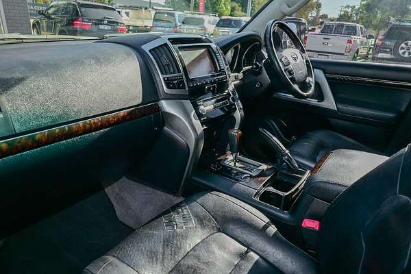 2012 Toyota Landcruiser Sahara VDJ200R
