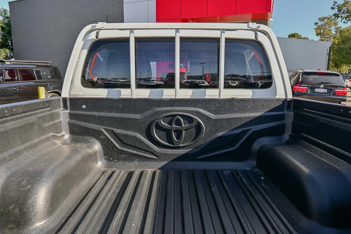 2018 Toyota Hilux SR GUN126R 4X4