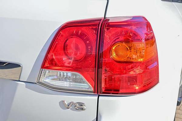 2012 Toyota Landcruiser Sahara VDJ200R
