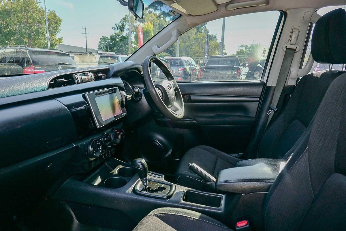 2018 Toyota Hilux SR GUN126R 4X4