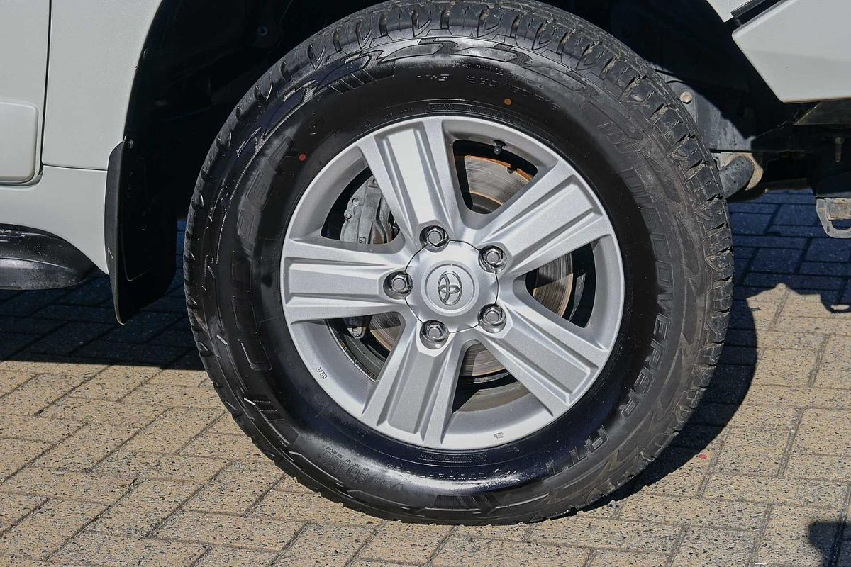 2012 Toyota Landcruiser Sahara VDJ200R