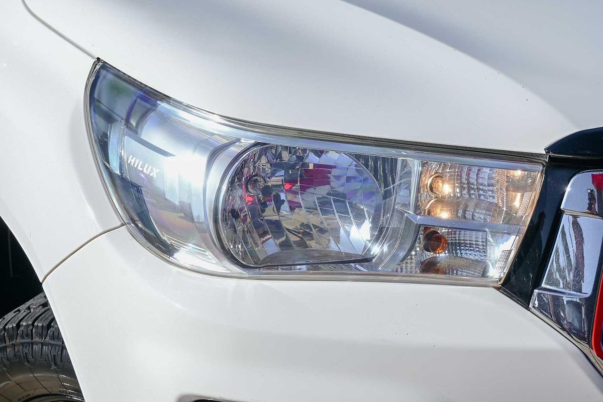 2018 Toyota Hilux SR GUN126R 4X4