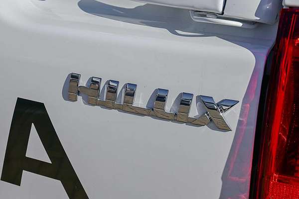 2018 Toyota Hilux SR GUN126R 4X4