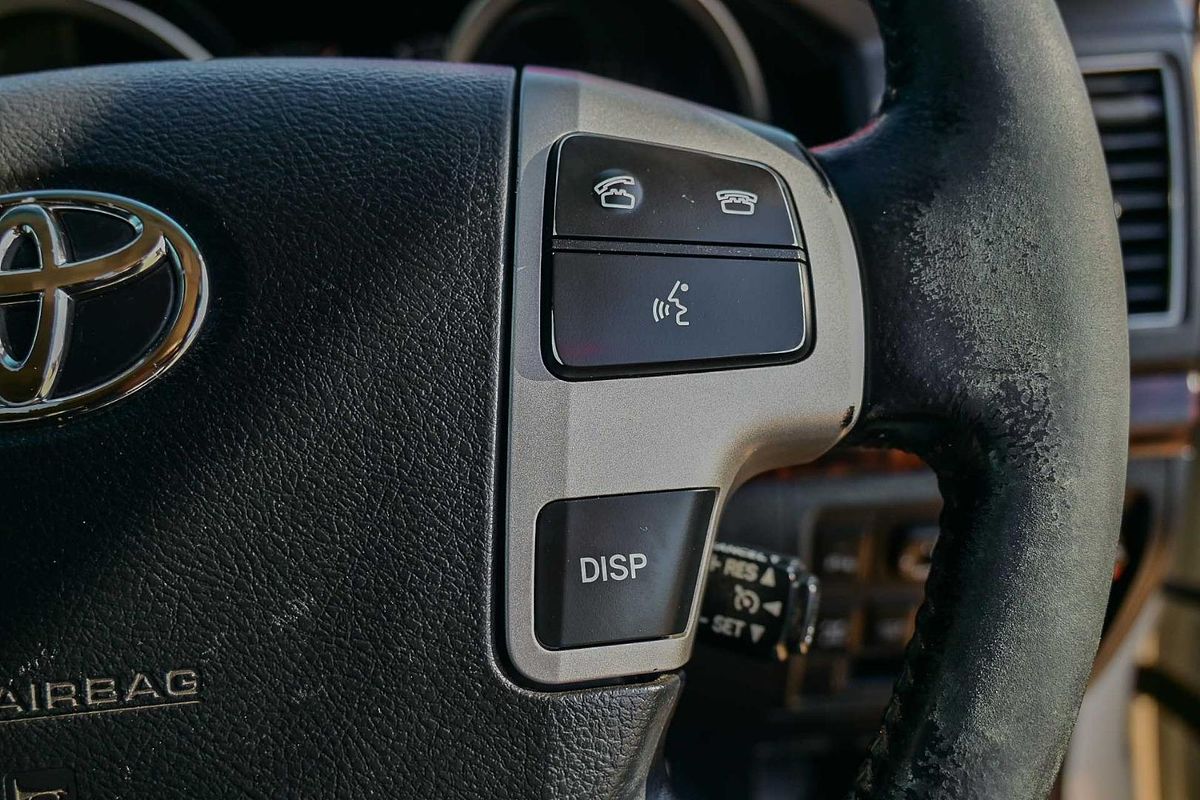 2012 Toyota Landcruiser Sahara VDJ200R