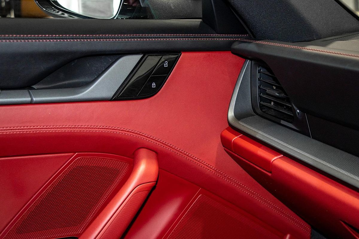 2021 Porsche 911 Carrera S 992