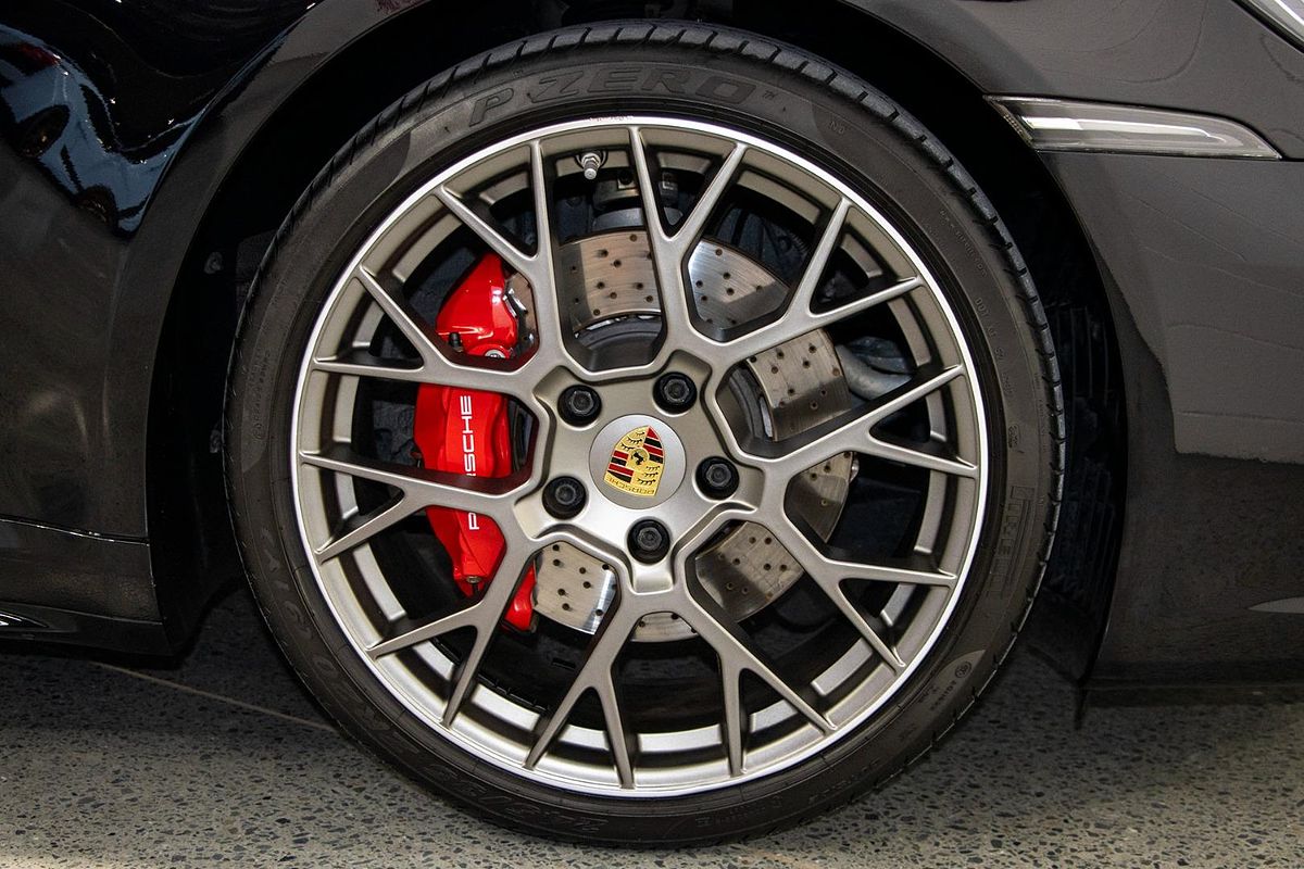 2021 Porsche 911 Carrera S 992