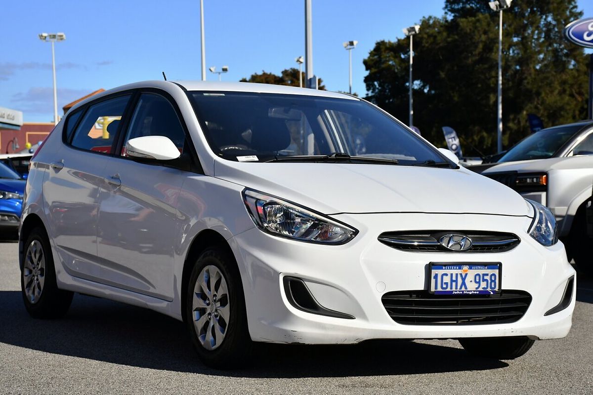 2017 Hyundai Accent Active RB4