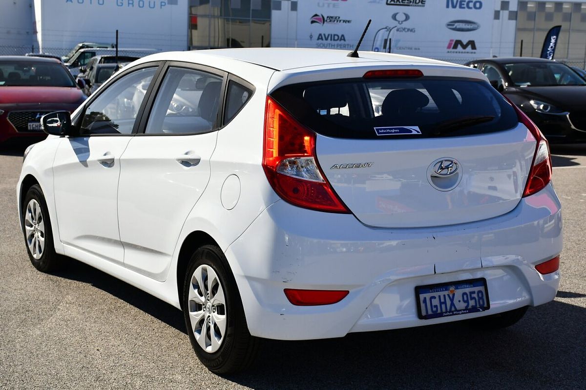 2017 Hyundai Accent Active RB4