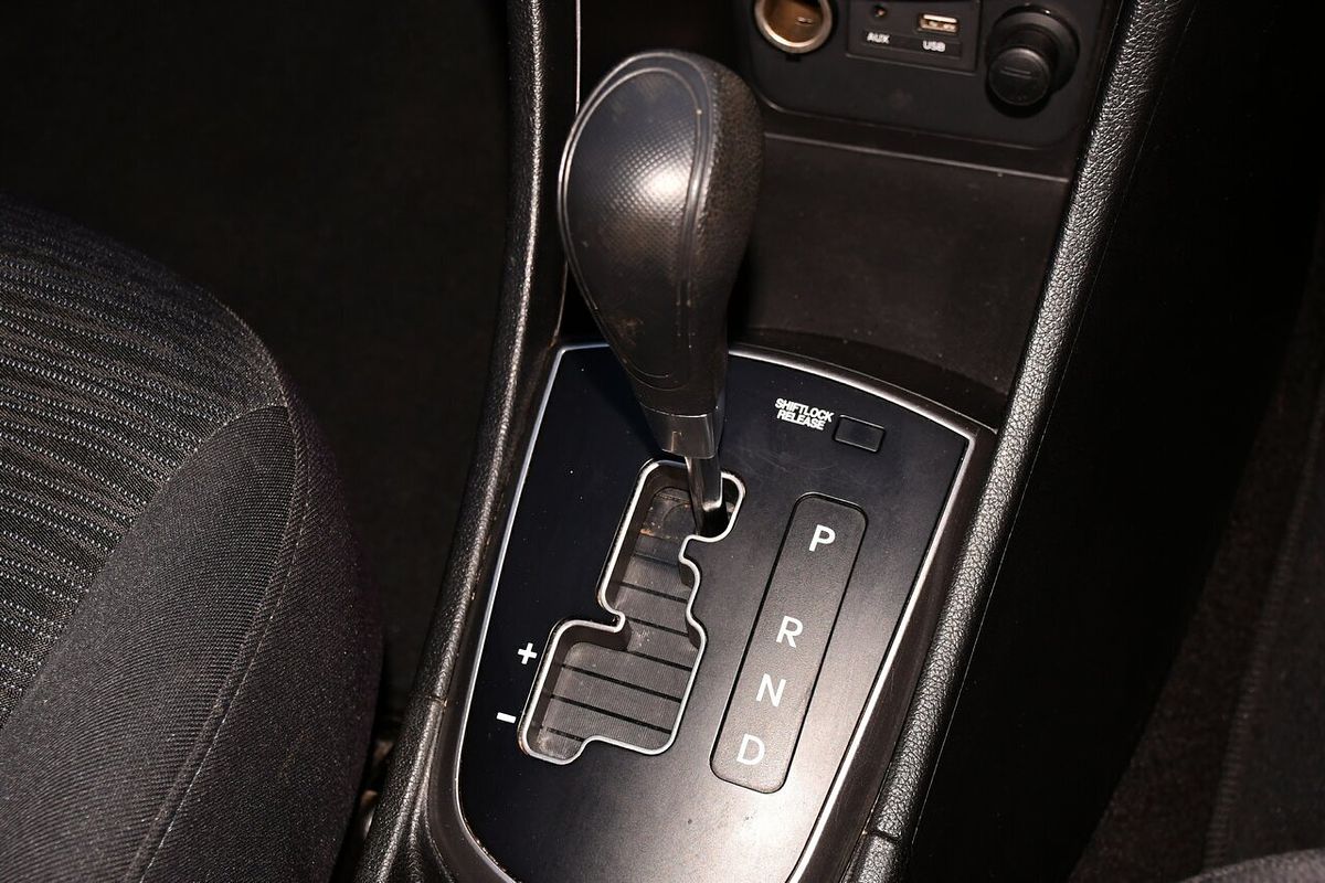 2017 Hyundai Accent Active RB4