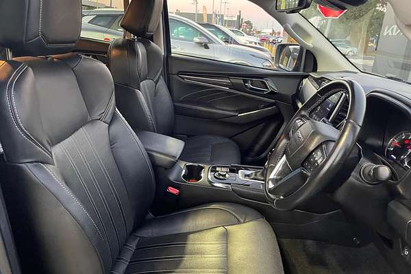 2023 Isuzu MU-X LS-T