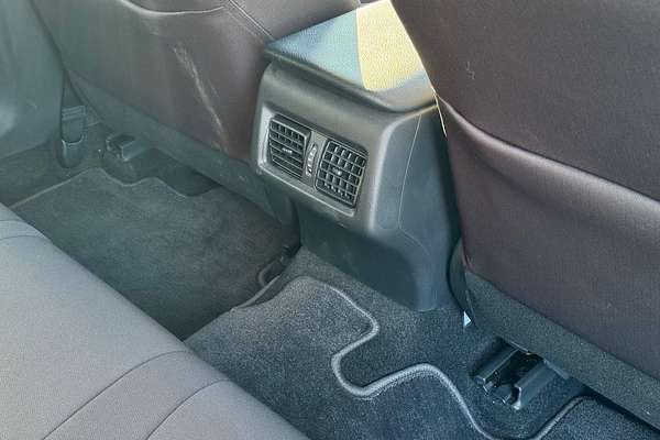 2020 Toyota Camry Ascent AXVH71R