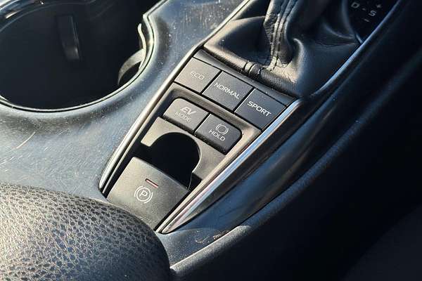 2020 Toyota Camry Ascent AXVH71R