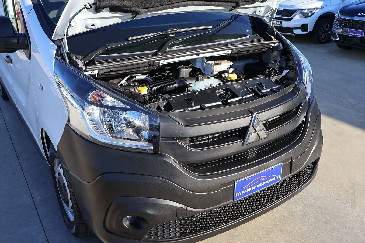 2022 Mitsubishi Express GLX SN LWB