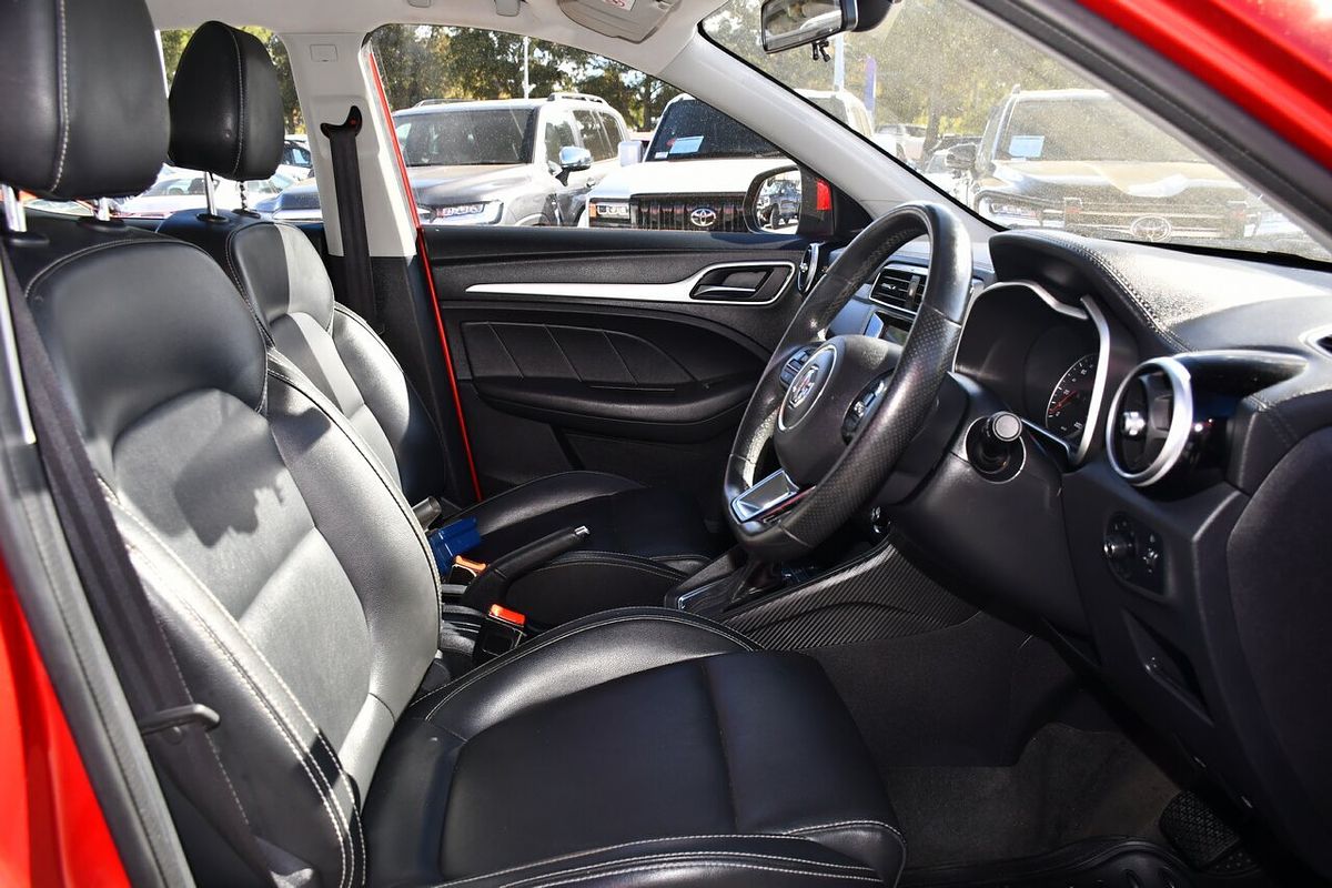 2018 MG ZS Essence AZS1