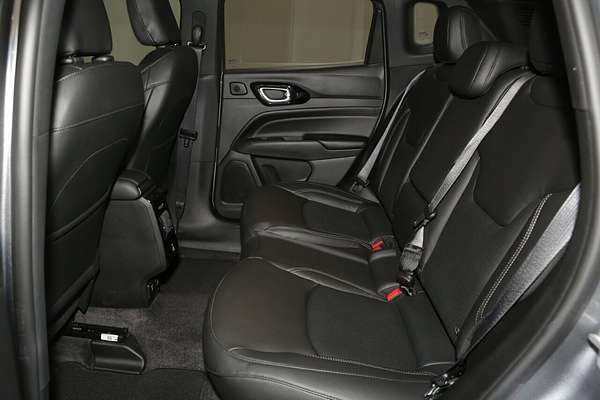 2023 Jeep Compass S-Limited M6