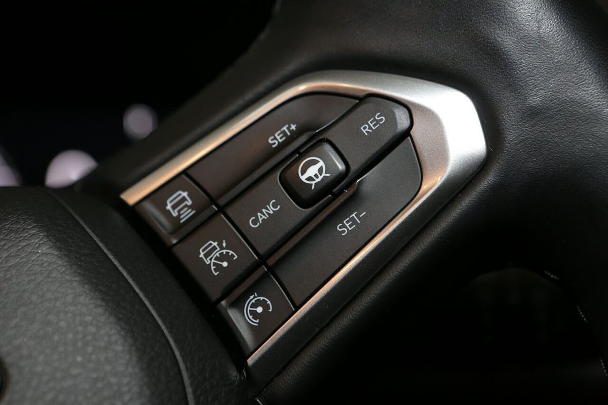 2023 Jeep Compass S-Limited M6