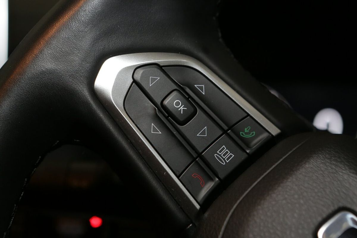 2023 Jeep Compass S-Limited M6