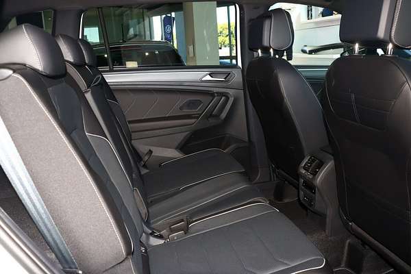 2024 Volkswagen Tiguan Wolfsburg Edition Allspace 5N