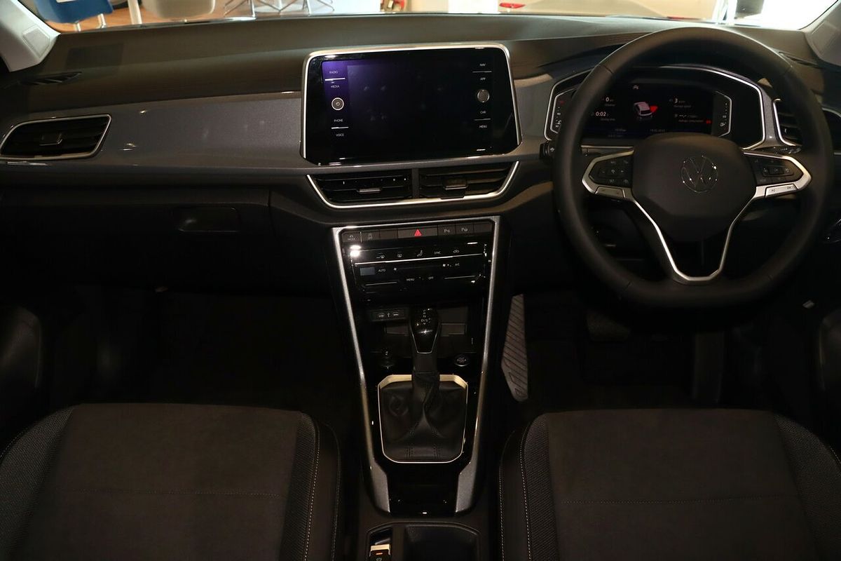 2025 Volkswagen T-Roc 110TSI Style D11