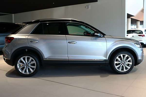 2025 Volkswagen T-Roc 110TSI Style D11