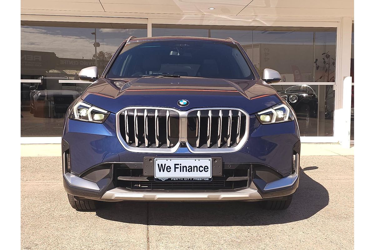 2022 BMW X1 sDrive18i U11