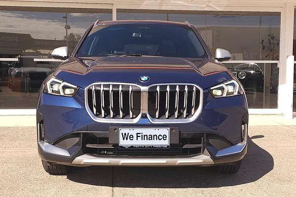2022 BMW X1 sDrive18i U11