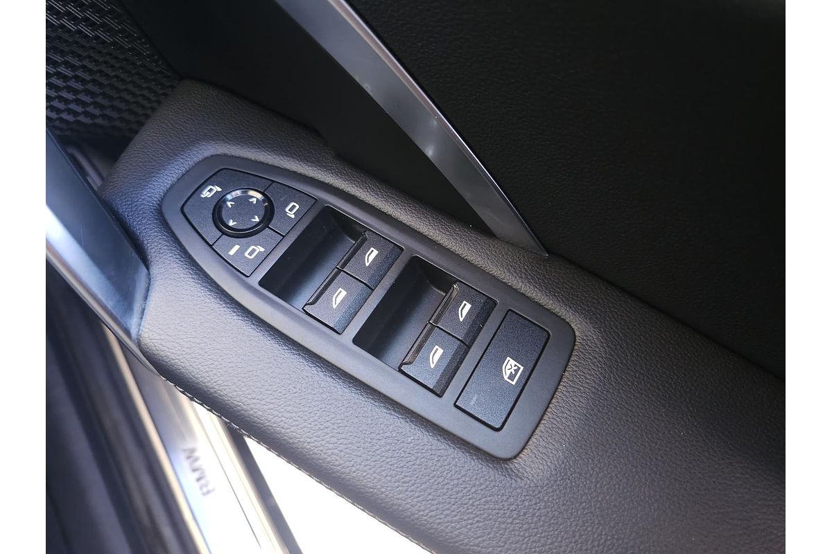 2022 BMW X1 sDrive18i U11