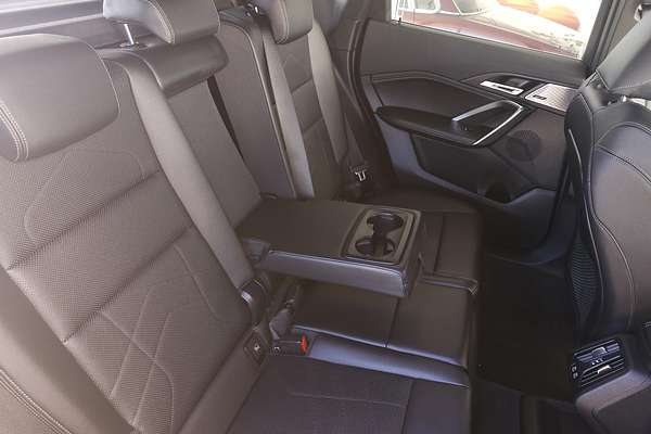 2022 BMW X1 sDrive18i U11
