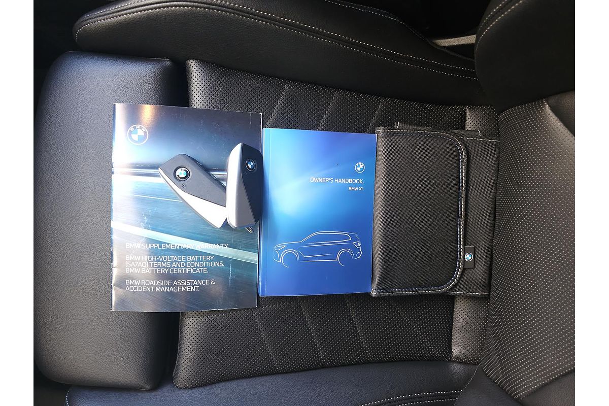 2022 BMW X1 sDrive18i U11