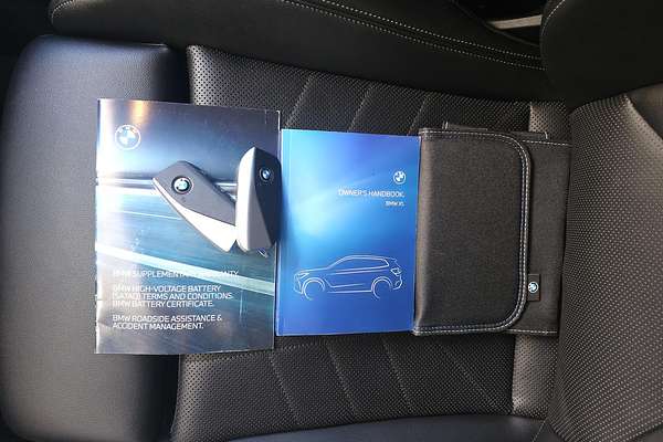 2022 BMW X1 sDrive18i U11
