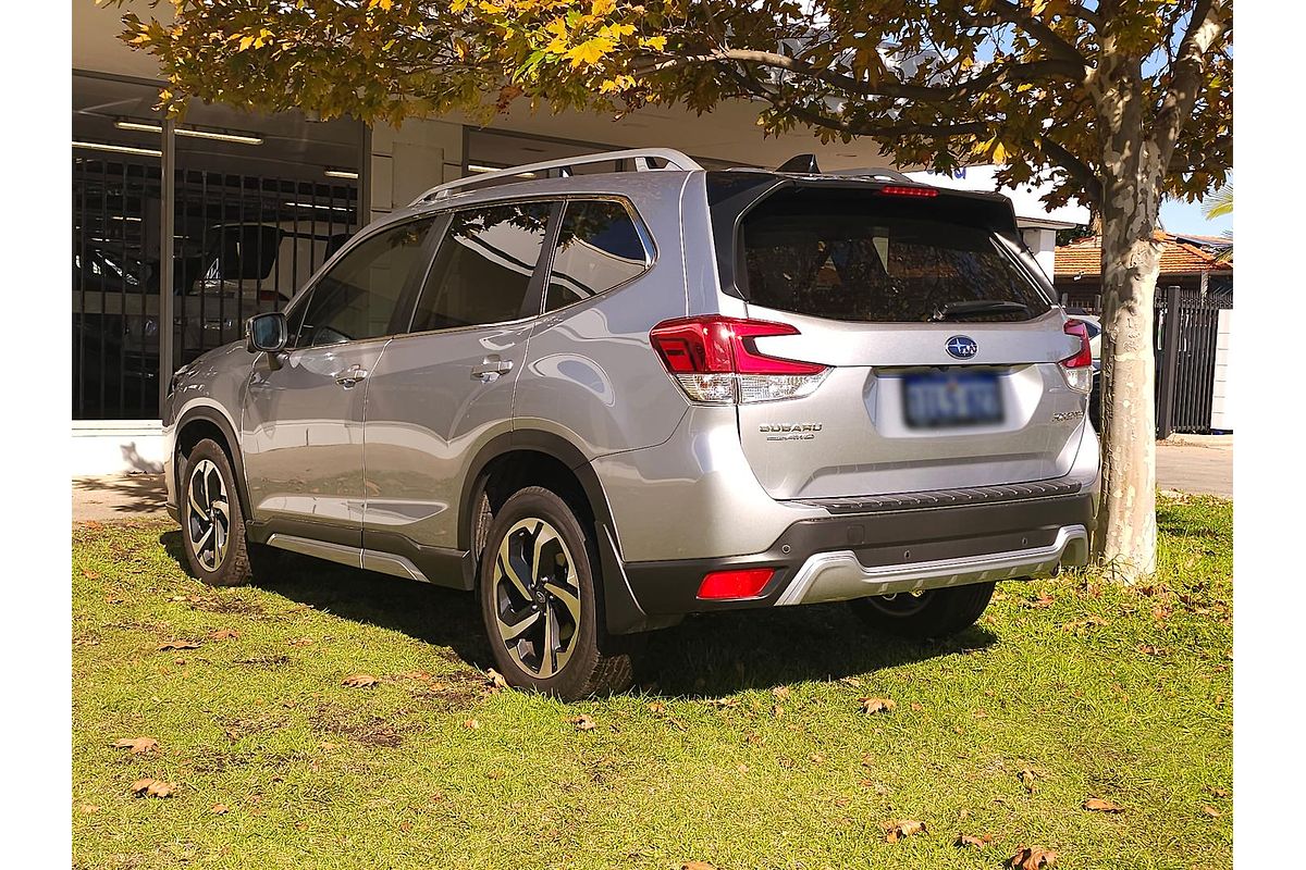2024 Subaru Forester 2.5i-S S5