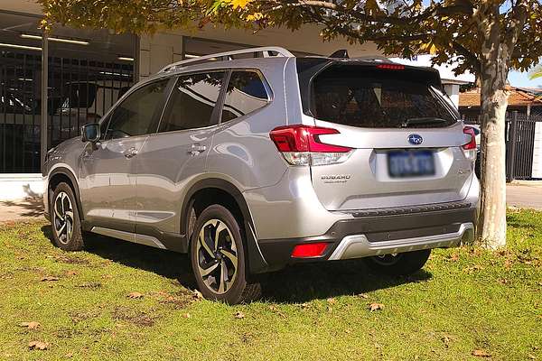 2024 Subaru Forester 2.5i-S S5