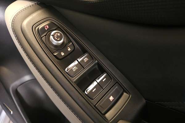 2024 Subaru Forester 2.5i-S S5