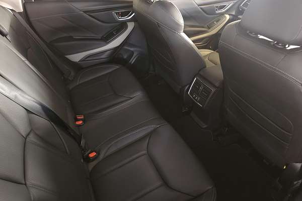 2024 Subaru Forester 2.5i-S S5