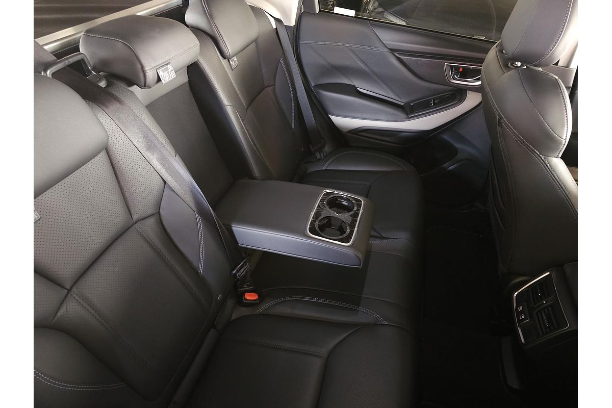 2024 Subaru Forester 2.5i-S S5