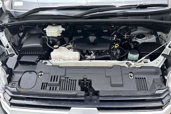 2022 Toyota Hiace GDH300R LWB