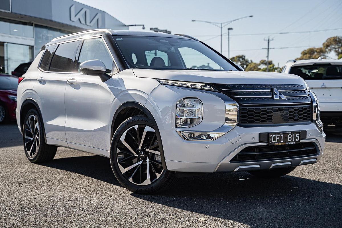 2022 Mitsubishi Outlander Exceed Tourer ZM