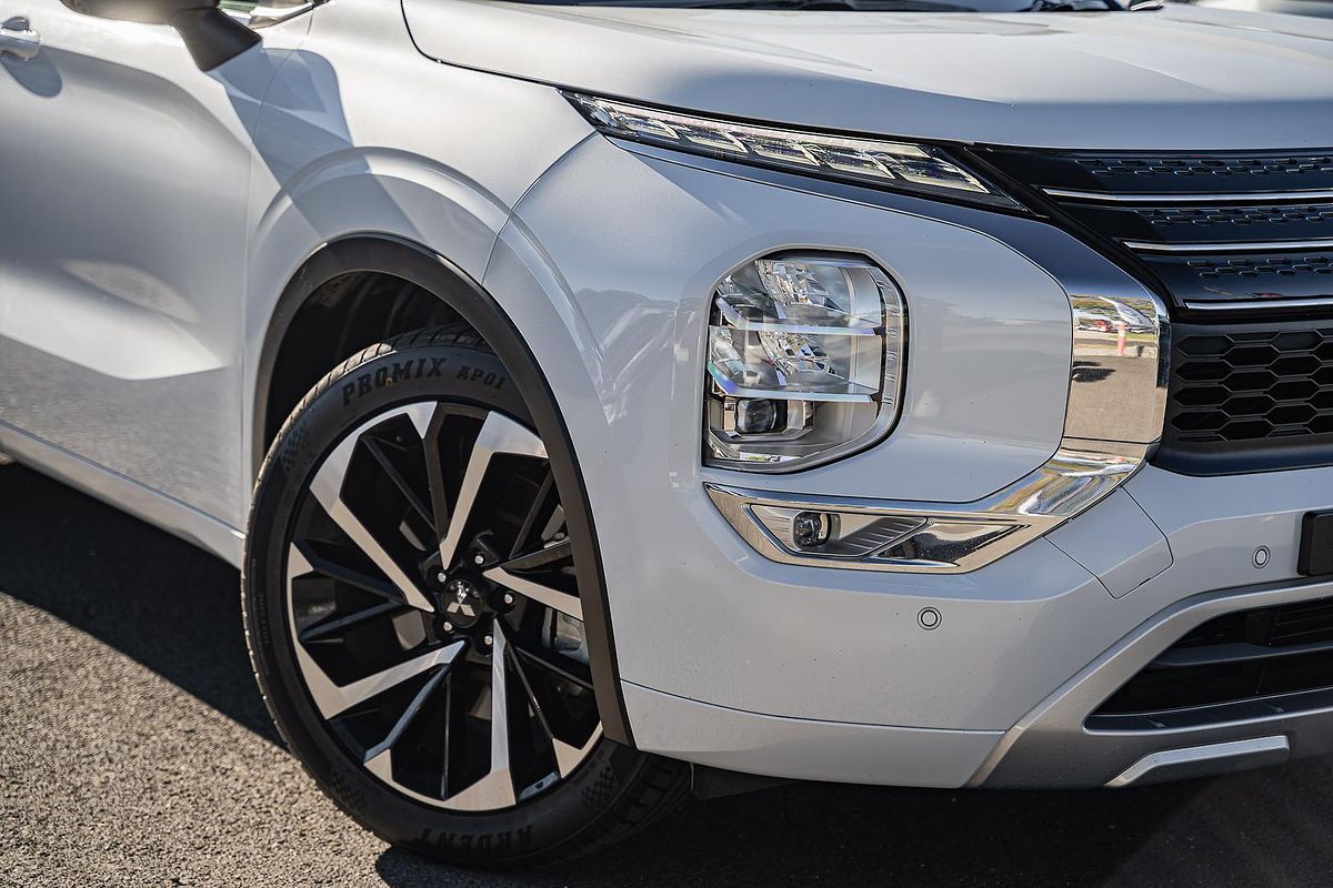 2022 Mitsubishi Outlander Exceed Tourer ZM