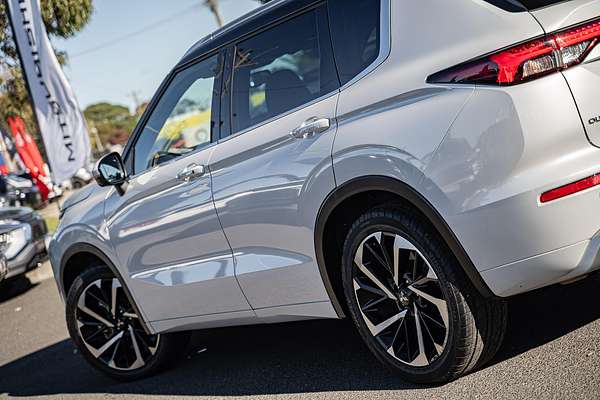 2022 Mitsubishi Outlander Exceed Tourer ZM