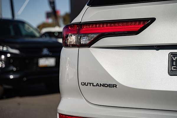 2022 Mitsubishi Outlander Exceed Tourer ZM