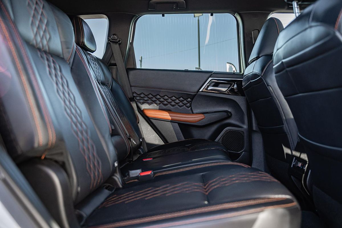 2022 Mitsubishi Outlander Exceed Tourer ZM