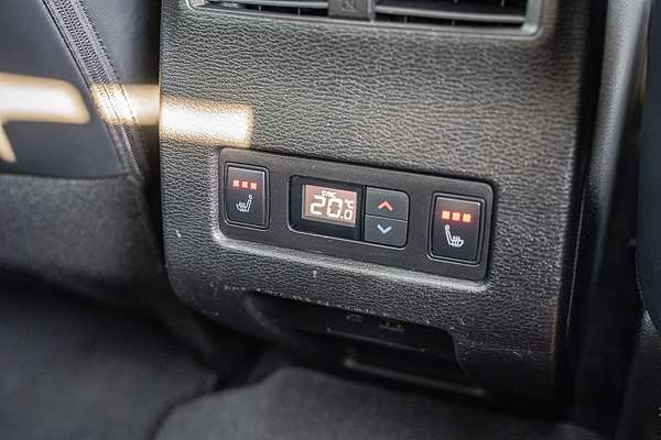 2022 Mitsubishi Outlander Exceed Tourer ZM