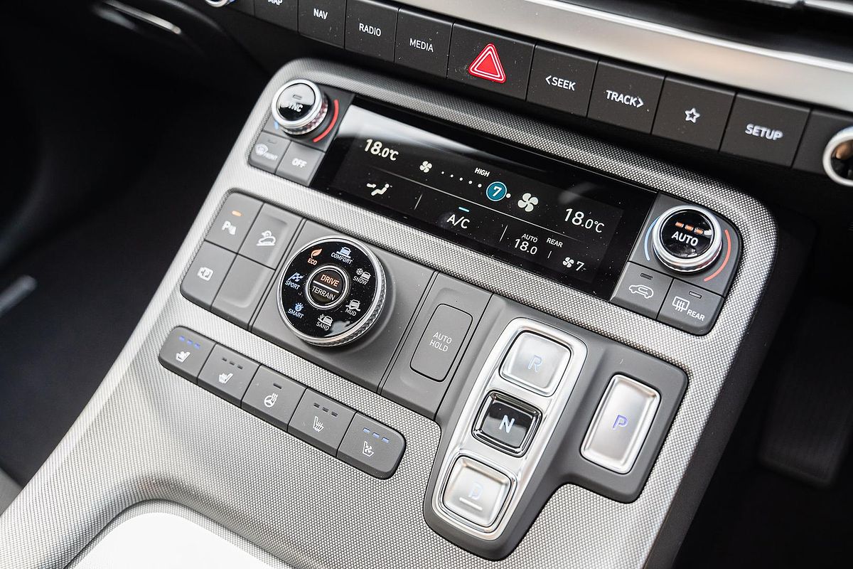 2024 Hyundai Palisade Calligraphy Black Ink LX2.V5