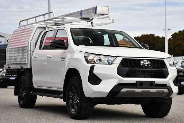 2024 Toyota Hilux SR GUN126R 4X4