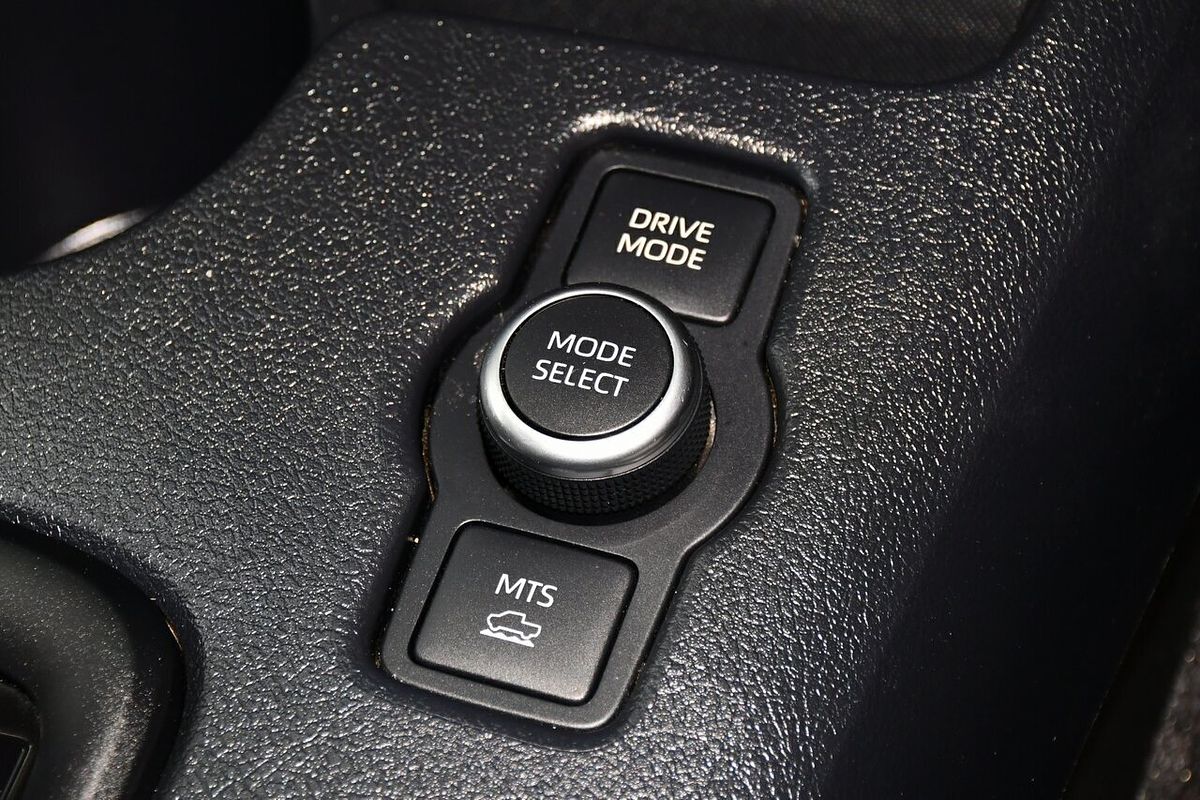 2024 Toyota Hilux SR GUN126R 4X4