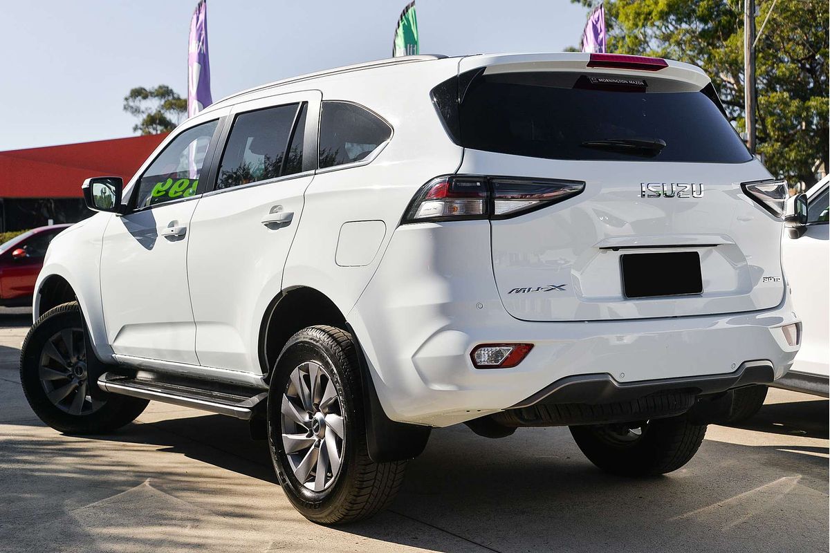 2022 Isuzu MU-X LS-U